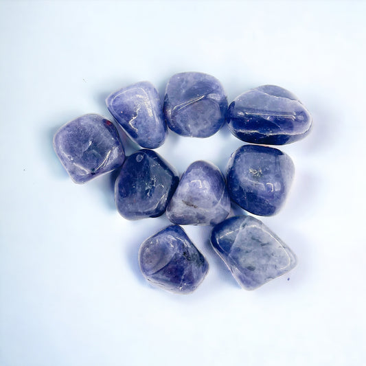 Iolite tumblestone